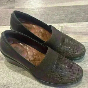 flexi comfortable shoes worn once size 8